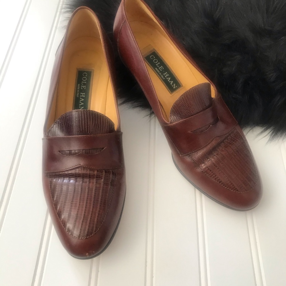 Cole Haan Vintage loafers leather sole size 8.5b